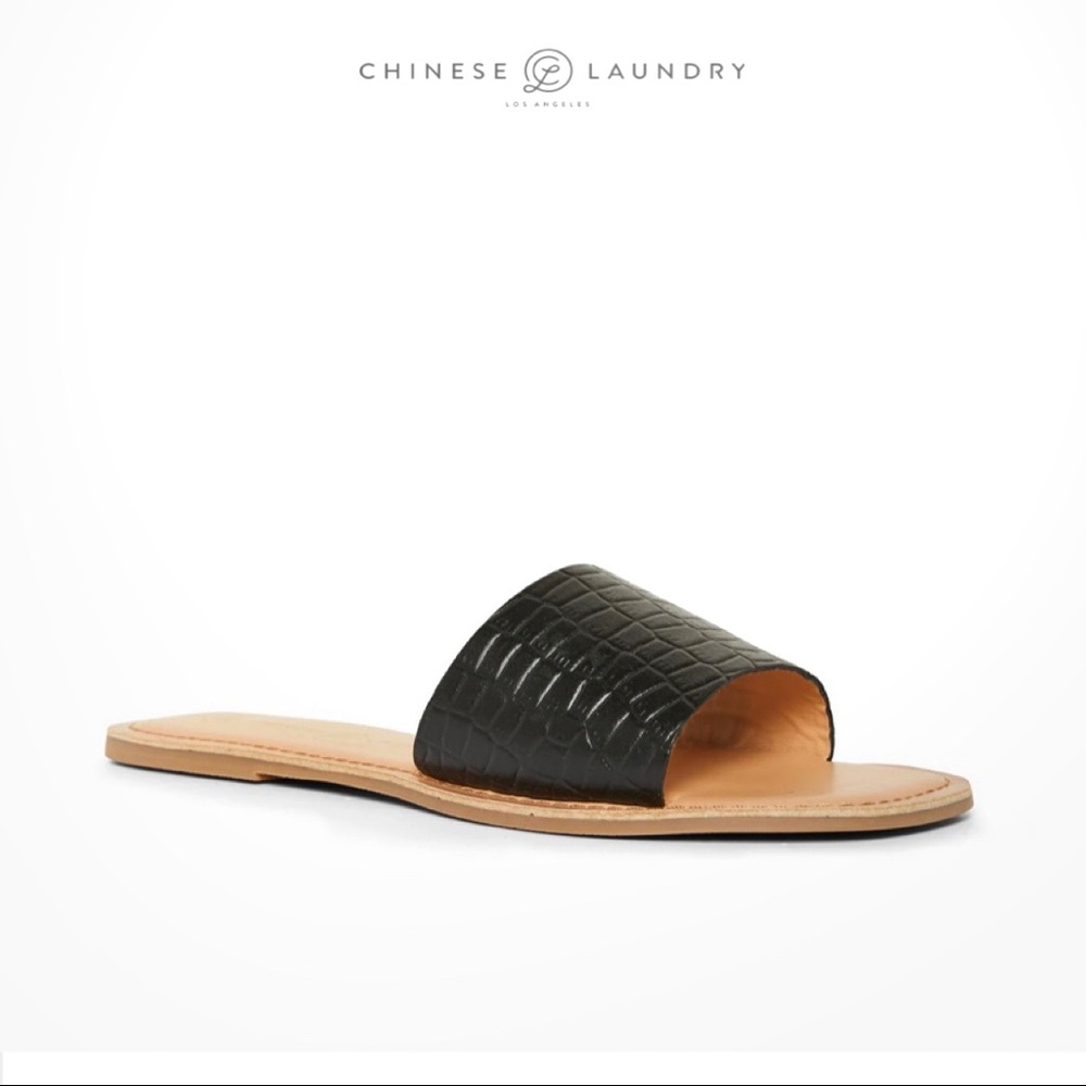 Chinese Laundry Regina Croc Leather Sandals NWT